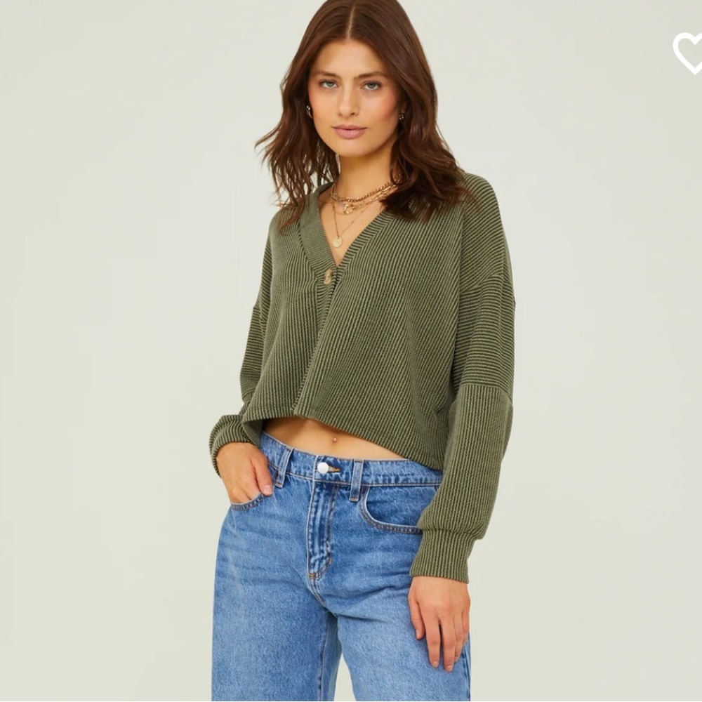 NWT Aida Ribbed Button Down Top, Olive, Size Medium